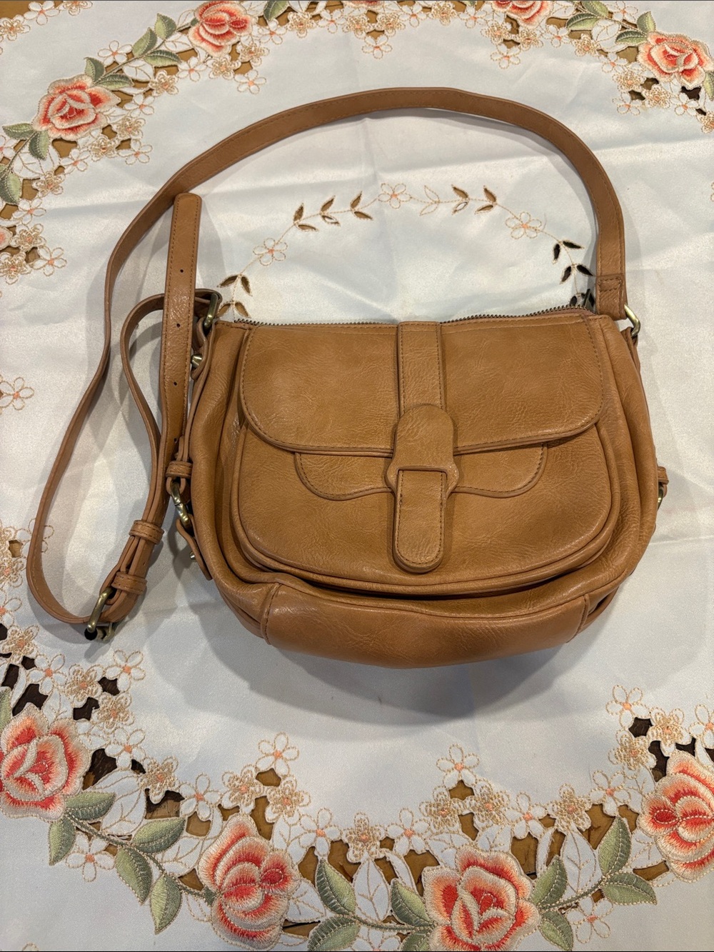 Women's Tan Leather Crossbody Bag with Front Flap